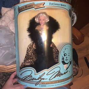 “Marilyn Monroe - collector’s series.”